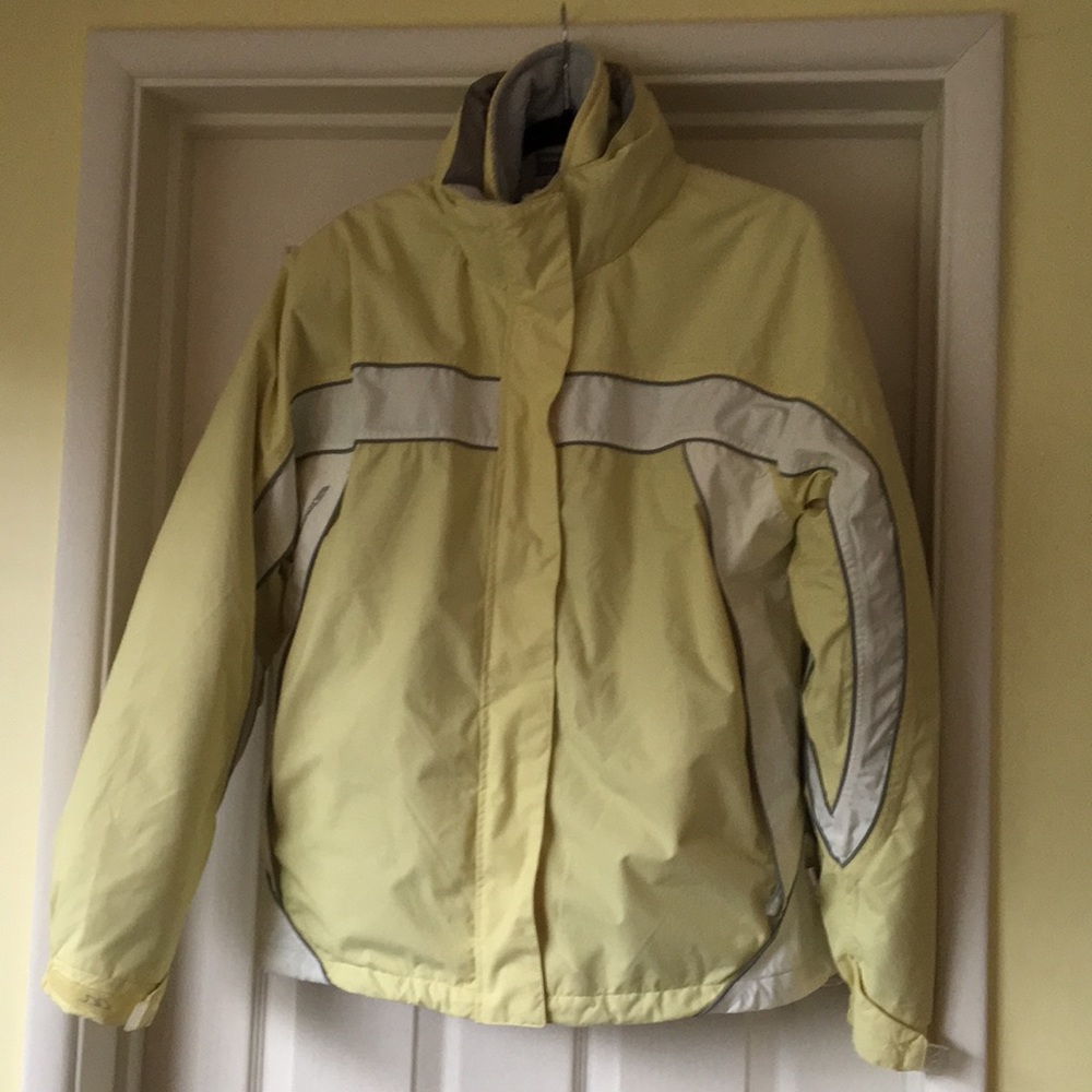 WARM Warm warm! Trespass ski jacket